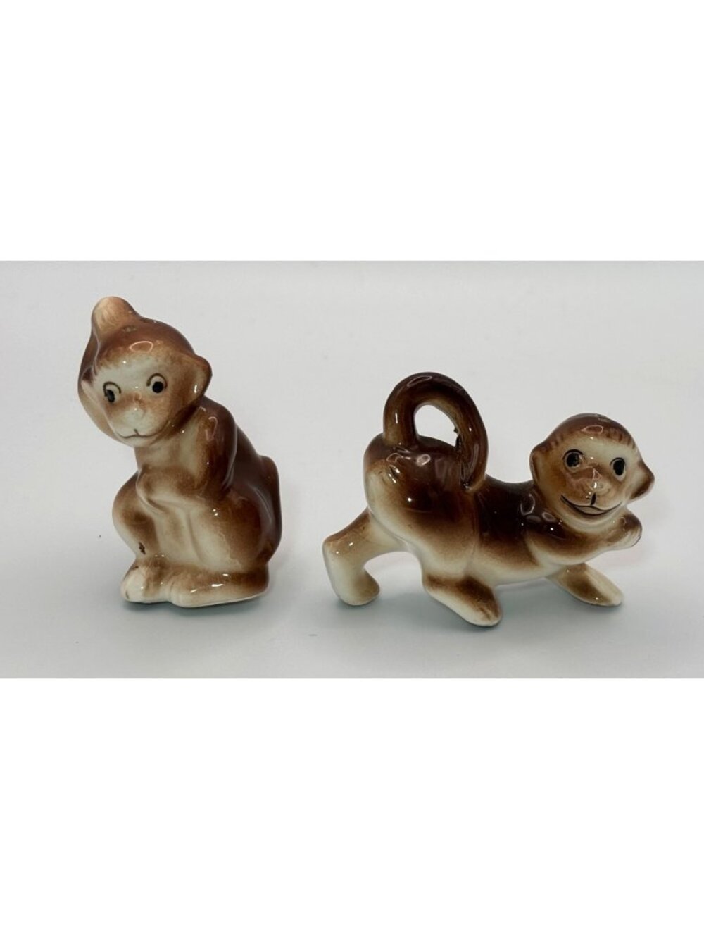 Vintage Monkey Ceramic Salt & Pepper Shakers Hand-Painted Made In Japan Brown